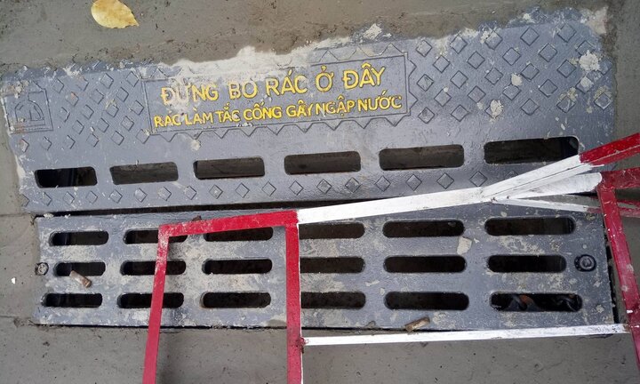 Nắp cống thông minh ở TP.HCM ngăn mùi, chống tràn bằng cách nào?