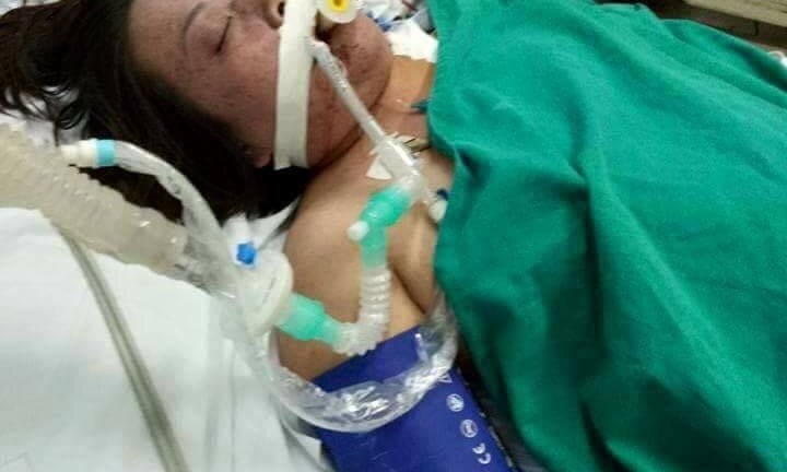 Mẹ nguy kịch vì sốt xuất huyết, con trai viết thư cầu cứu