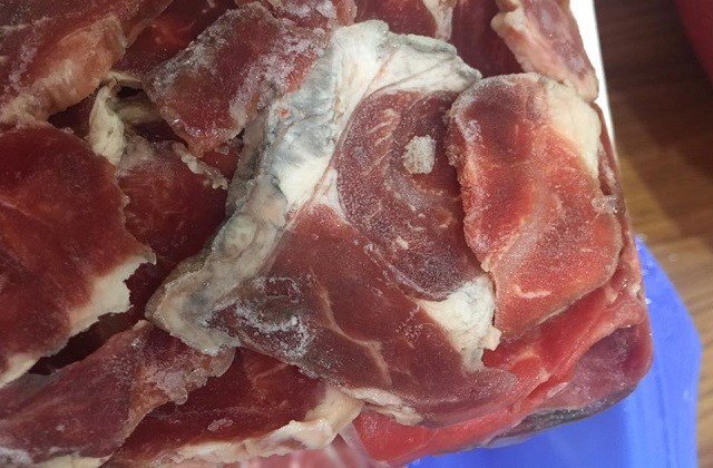 Bị 'tố' bán thịt bẩn, La Maison phủ nhận, rũ bỏ trách nhiệm?