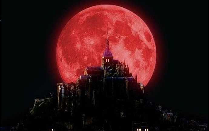 Những truyền thuyết rùng rợn và sự thật về trăng máu