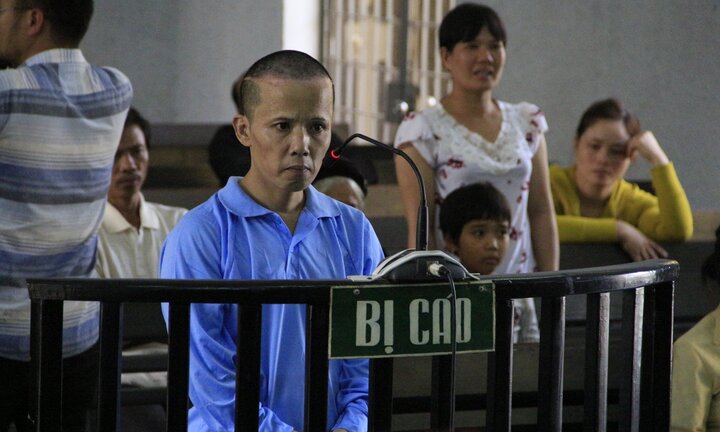 Không trả lời câu hỏi của chồng, vợ bị giết hại dã man