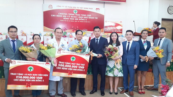 Hơn 1,2 tỷ đồng của hai công ty bất động sản đến với Bệnh viện Nhi Đồng II
