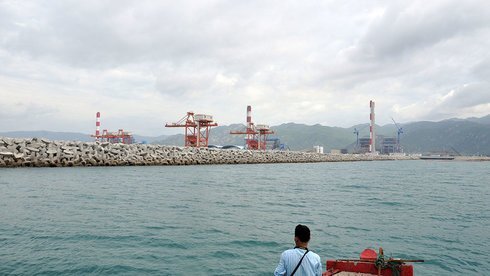 Nhiệt điện Vĩnh Tân 1 xả bùn thải: Bộ Công Thương cách chức giám đốc dự án