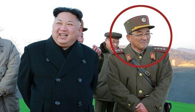 Vị tướng bí ẩn đứng sau Kim Jong-un có thể khơi mào Thế chiến III là ai?