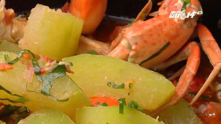 Cách làm cua sông om bí đao thanh mát, giải nhiệt ngày hè