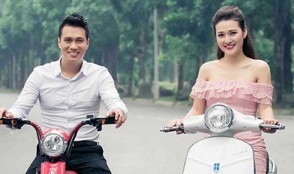 Phan Hải 'Người phán xử' tình tứ bên 'vợ mới'