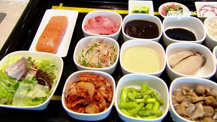 Cách làm bò salad kiểu Hàn và cá hồi sốt kiểu Nhật thơm ngon khó cưỡng