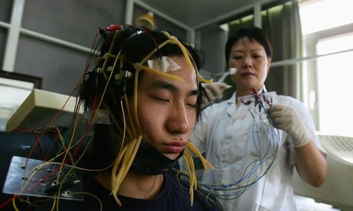 Cai nghiện Internet, chàng trai 18 tuổi chết thảm