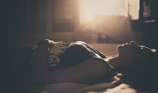 Sau cái chết của con dâu, mẹ chồng bàng hoàng phát hiện cuộc tình vụng trộm