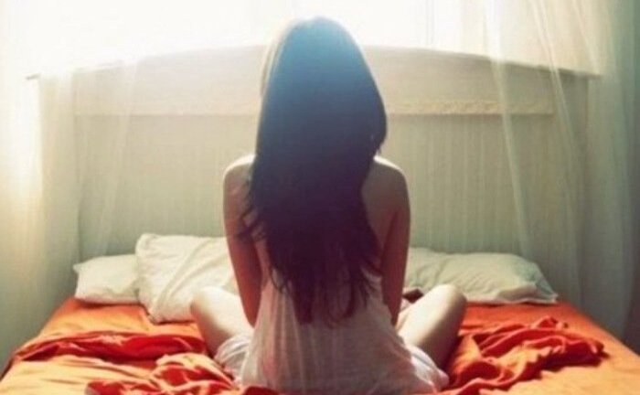 Đến thăm con trai, người bố giở trò đồi bại với bé 9 tuổi