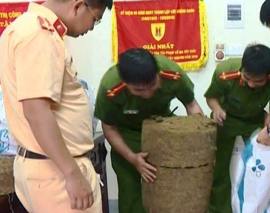 Chặn đứng đường dây chở ma túy khủng từ Lào vào Nghệ An