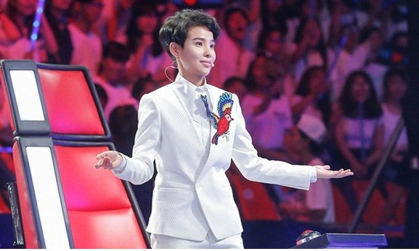 Video: Vũ Cát Tường 'lầy' không đỡ nổi khi trở lại Giọng hát Việt nhí