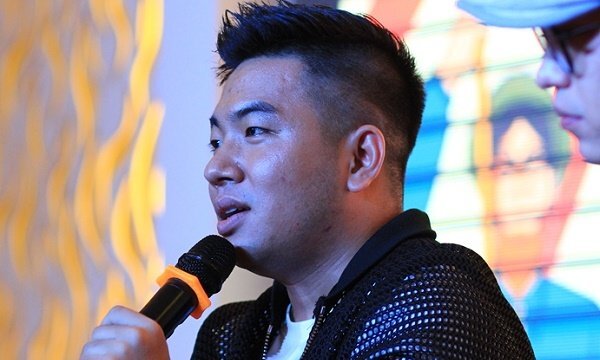 Sơn Ngọc Minh lần đầu song ca với nhà văn Nguyễn Ngọc Thạch