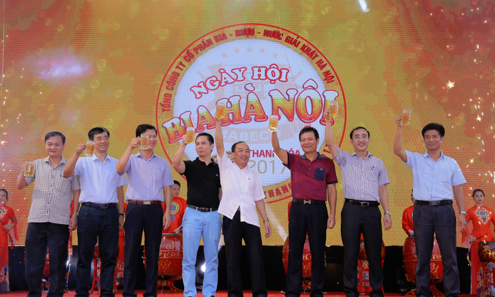 Ngày hội Bia Hà Nội 2017: 'Chạm cốc dâng trào tiếng hô vang'