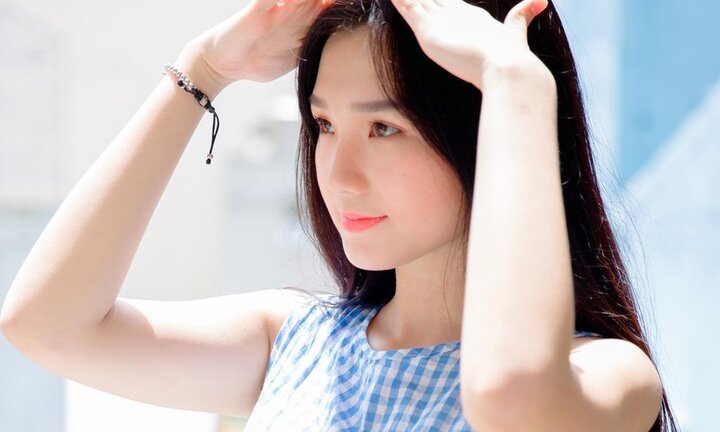 Hot girl 10X cao 1,74m mơ ước thành siêu mẫu, mê mẩn Sơn Tùng M-TP