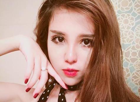 Hot girl lai Tây của Học viện Báo chí tự tin thi Imiss Thăng Long
