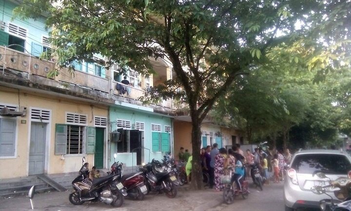 Người đàn ông nghi tự tử bằng dây điện thoại sau khi sử dụng ma túy