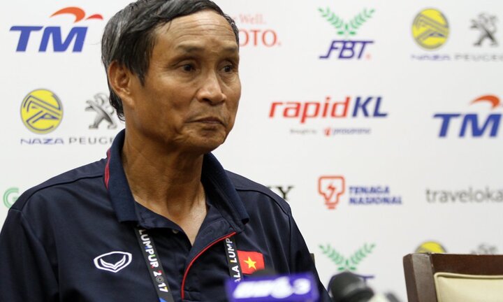 Hòa Thái Lan, HLV nữ Việt Nam than kém may mắn