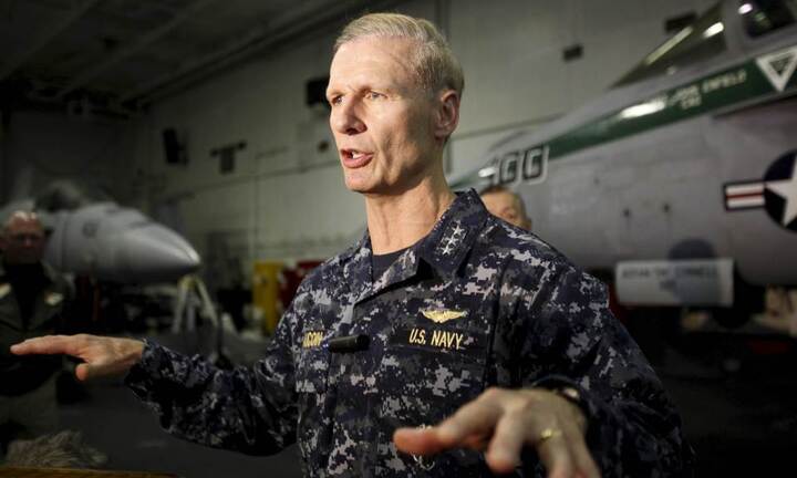 Chiến hạm bị đâm, đô đốc Mỹ mất chức chỉ vài tuần trước khi nghỉ hưu