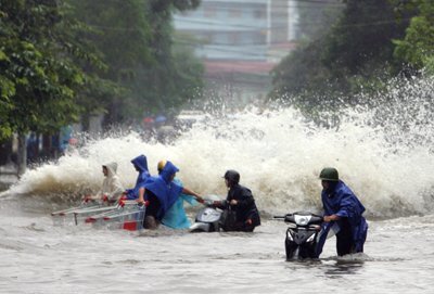 Miền Bắc mưa tới 300mm: Hà Nội sắp có mưa rất to