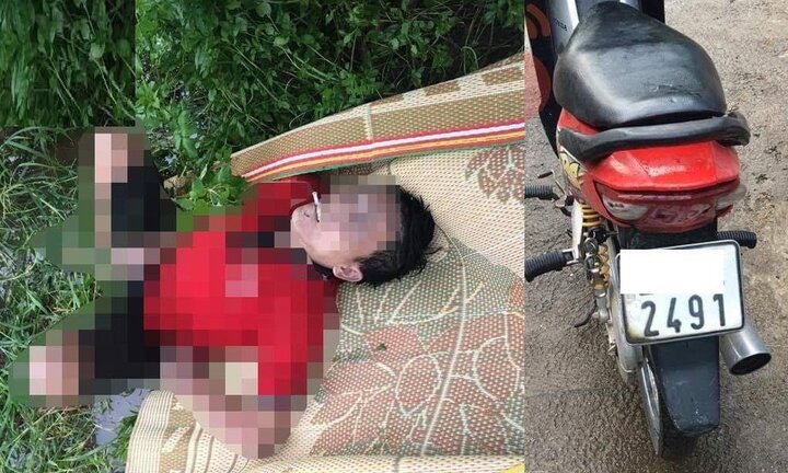 Người đàn ông chết trong tư thế nằm ngửa, mồm ngậm kim tiêm bên cạnh xe máy