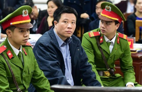 Hà Văn Thắm bị xét xử tội tham ô có khung lên đến tử hình