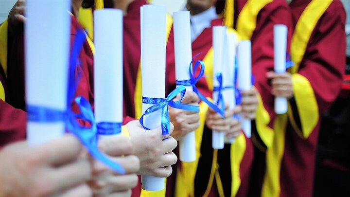 Học viện Khoa học Xã hội đang 'nhận khoán' đào tạo tiến sỹ?