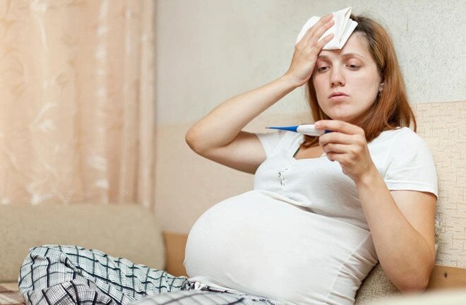 Bà bầu bị sốt xuất huyết: Cẩn thận mất con!