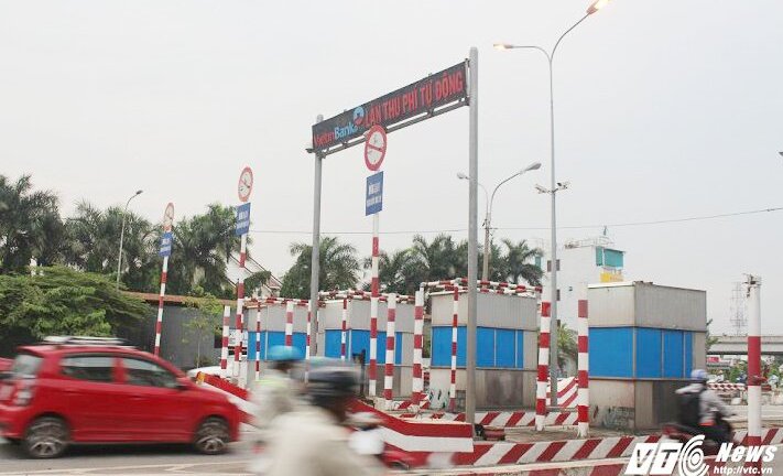 Vì sao 2 trạm thu phí bỏ hoang nhiều năm giữa TP.HCM không bị tháo dỡ?