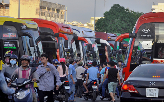 Giá vé tàu xe dịp Quốc khánh 2/9 tại TP.HCM: Những điều hành khách cần biết