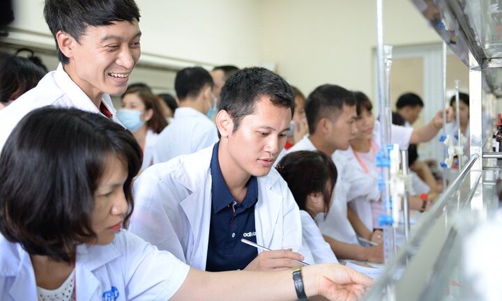 Trường Đại học Đại Nam dành học bổng trị giá hàng tỷ đồng cho sinh viên