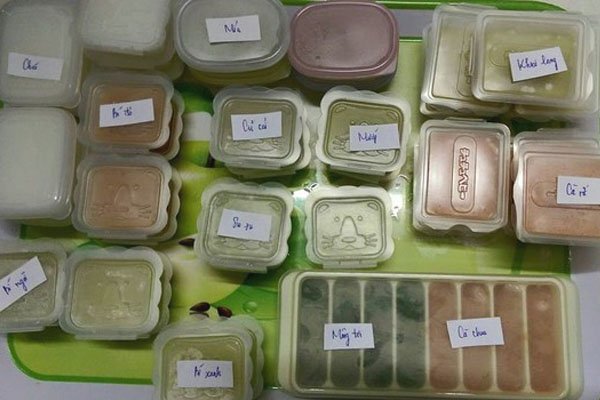 Có phải chỉ mẹ lười mới trữ đông đồ ăn dặm cho con?