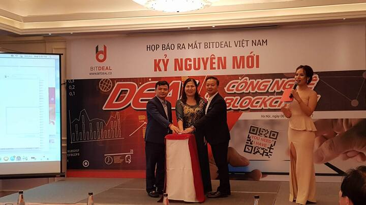 Đi 'săn' voucher giảm giá bằng ứng dụng thông minh Bitdeal