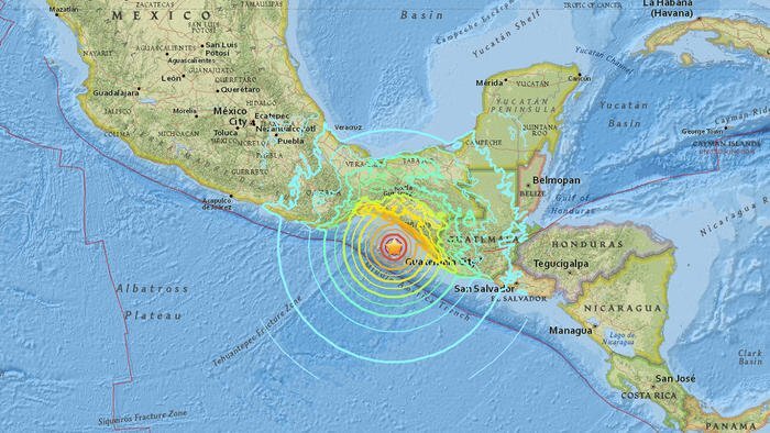 Video: Động đất dữ dội ở Mexico gây sóng thần khiến hàng loạt người chết