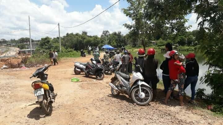 Đang câu cá, thấy thi thể người phụ nữ nổi trên mặt hồ