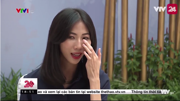 Cao Ngân Next Top bật khóc nức nở khi bị chỉ trích là 'bộ xương di động'