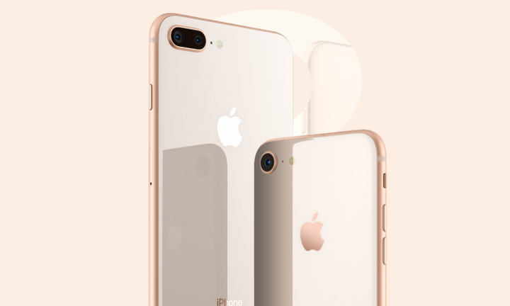 Apple ra mắt iPhone 8: Đế chế trở lại