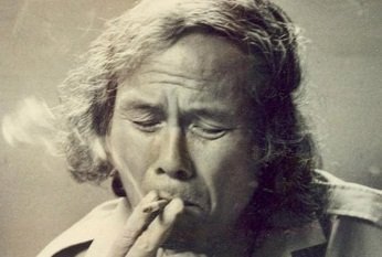 Nhà thơ 'Thời hoa đỏ' và cuộc tình day dứt, khôn nguôi