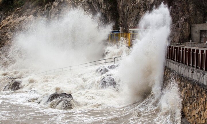 Siêu bão Talim gây mưa lớn tại Đài Loan, chuyển hướng đến Nhật Bản