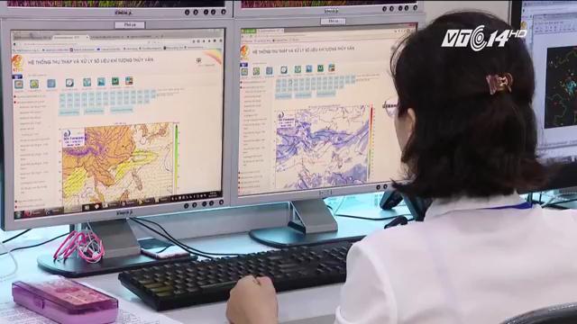 Bão mạnh dồn dập đổ bộ, công tác dự báo bão ở Việt Nam diễn ra thế nào?