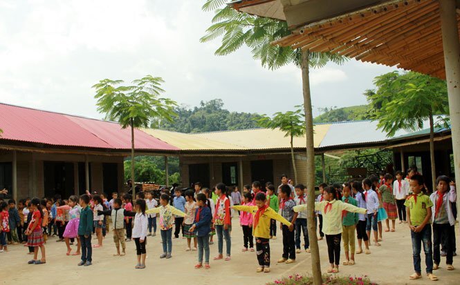 Ai nói tiểu học Lũng Luông chỉ có 30 học sinh khi nhìn thấy hình ảnh này sẽ phải hổ thẹn