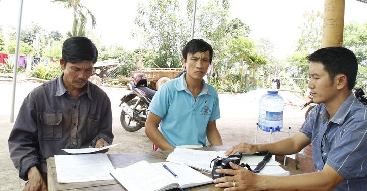 Lộ đề thi công chức ở Đắk Lắk: Cán bộ lâu năm về nhà cuốc đất, bán bún