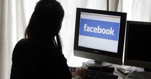 Cảnh báo nguy cơ mắc bệnh vì có quá nhiều bạn bè trên Facebook