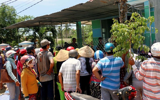 Nghi án chồng giết vợ rồi lao xe máy vào đầu ô tô tự tử: Nghi vợ ngoại tình
