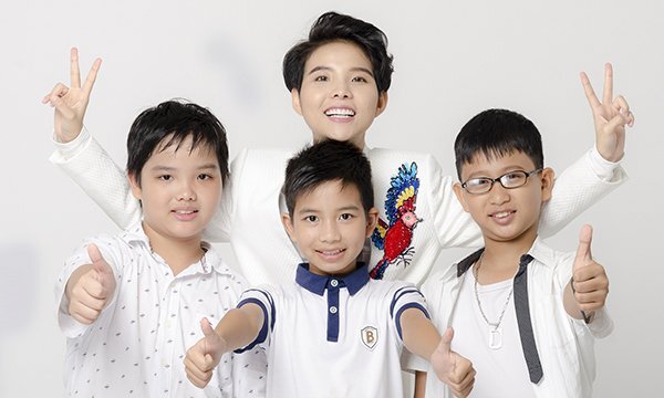 Vũ Cát Tường thấy mình trẻ trung hơn từ khi có '15 em bé vịt con'