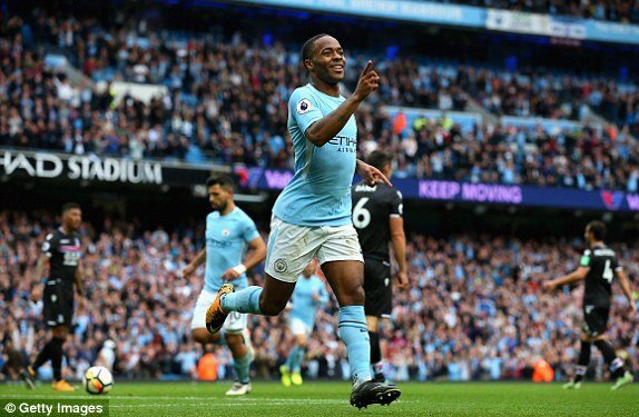 Video kết quả Man City 5-0 Crystal Palace: Man City cắt đuôi MU