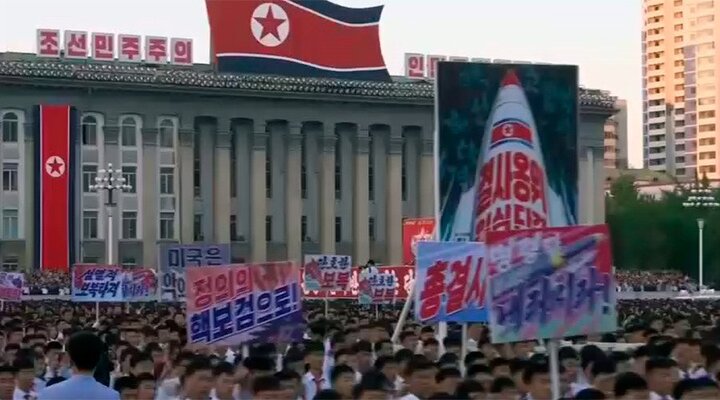 Video: Biển người đổ về Bình Nhưỡng phản đối ông Trump