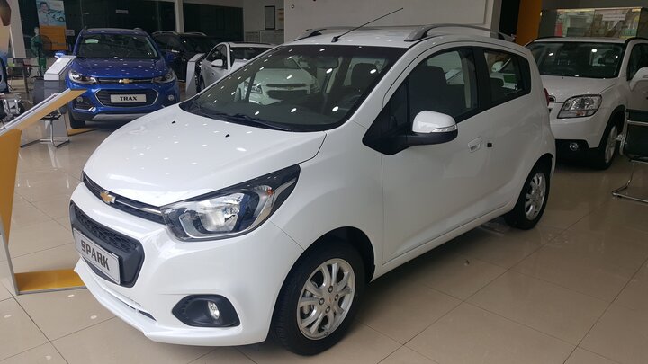 Chevrolet Spark 2018 giá 299 triệu đồng có gì đặc biệt?