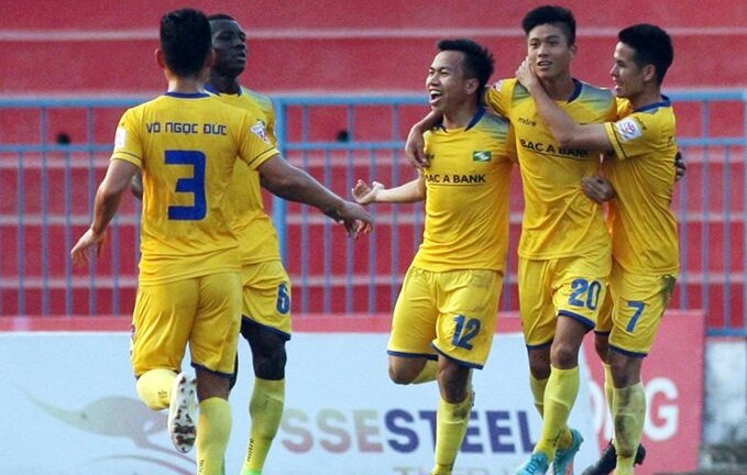 Video trực tiếp SLNA vs Quảng Nam bán kết Cúp Quốc Gia 2017