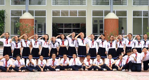 Giữa 'tâm bão', trường THPT Lương Thế Vinh vẫn ban hành nội quy mới